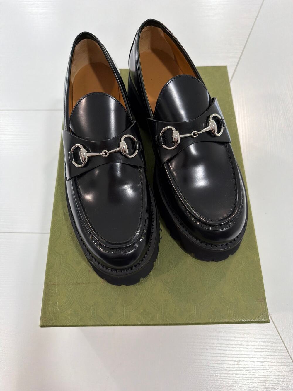 NIB Gucci Sylke Patent Leather Lug Sole Loafers Black Size 40